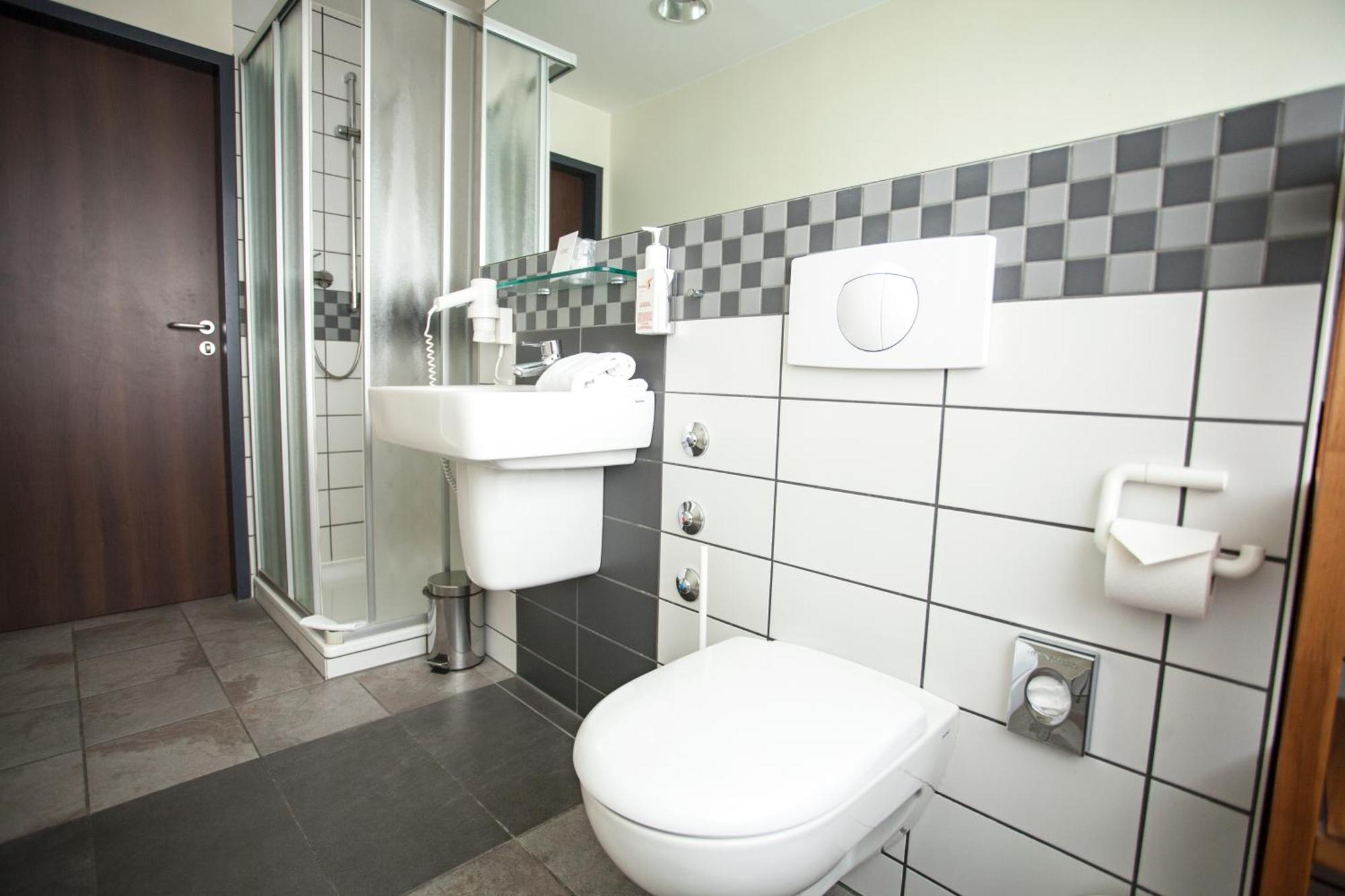 Phoenix Hotel Bergneustadt Kültér fotó