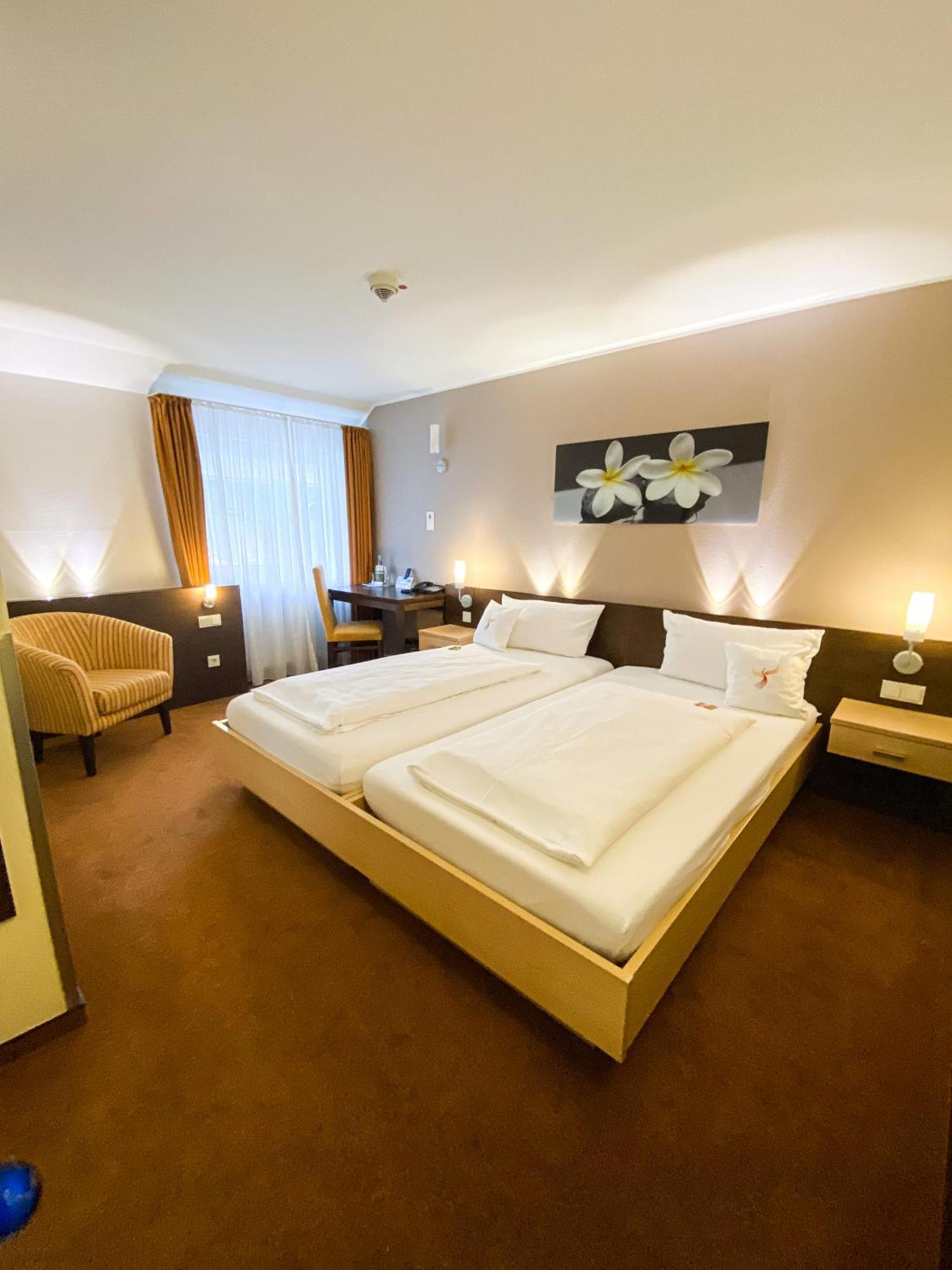 Phoenix Hotel Bergneustadt Kültér fotó