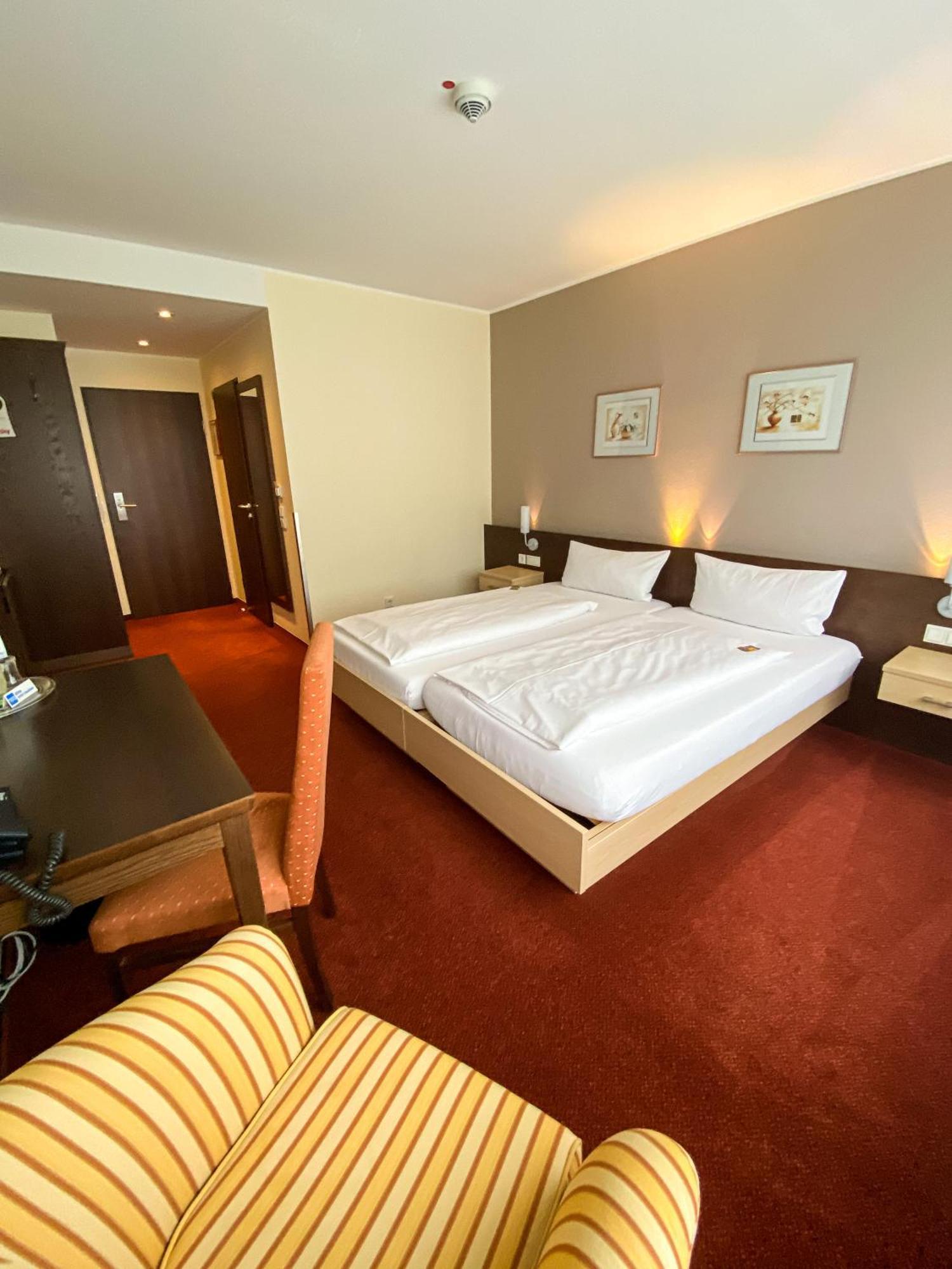 Phoenix Hotel Bergneustadt Kültér fotó